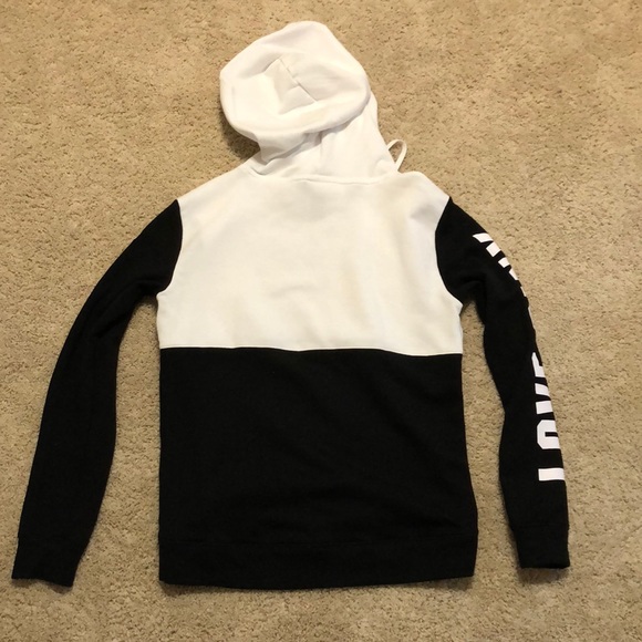 VS Hoodie - Picture 2 of 2
